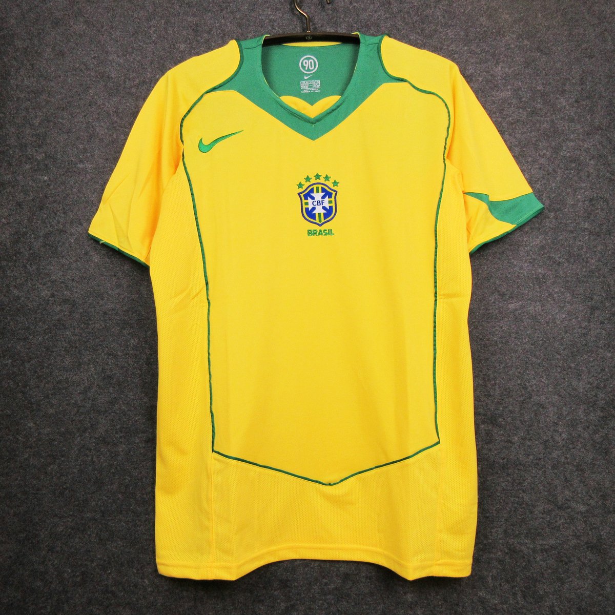 Camisola Retro 2004 Brasil Home Ronaldinho / Ronaldo Nazario
