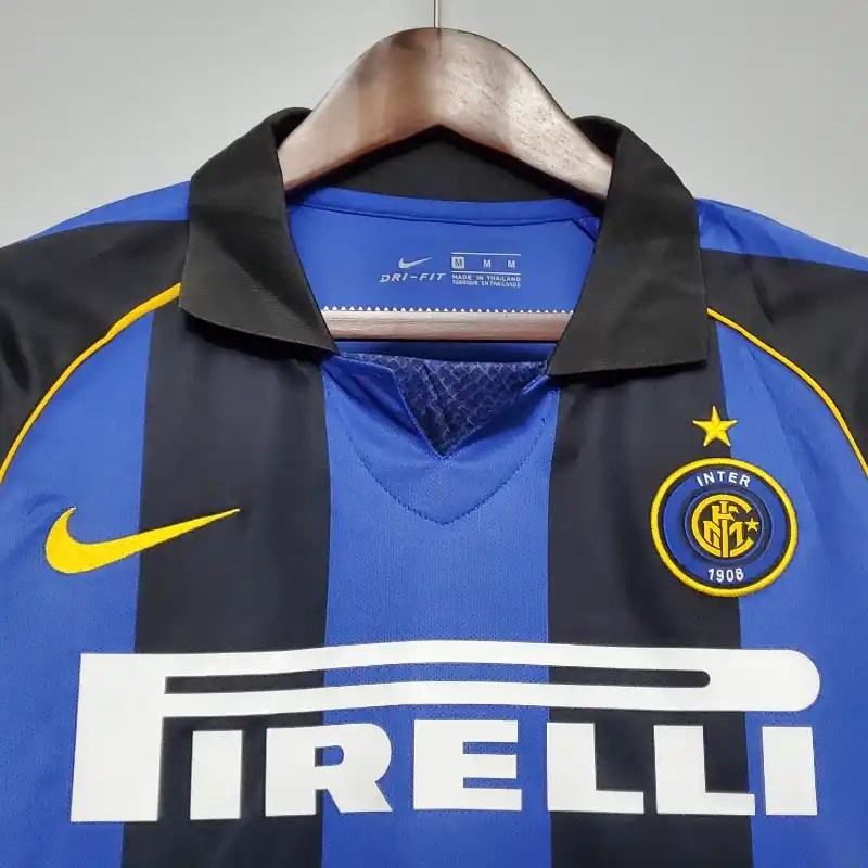 Camisola Retro 2001-2002 Inter Milan Ronaldo Nazario
