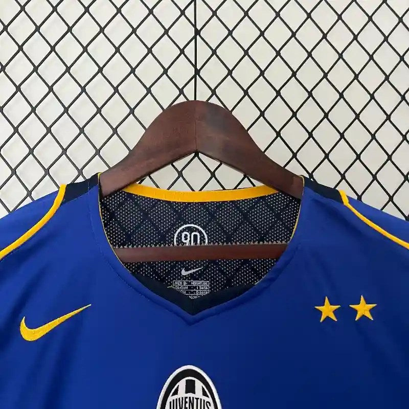 Camisola Retro 2004-2005 Juventus Away Cannavaro / Ibrahimovic