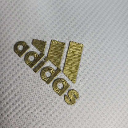 Camisola 23/24 Bayern Munique Secundária