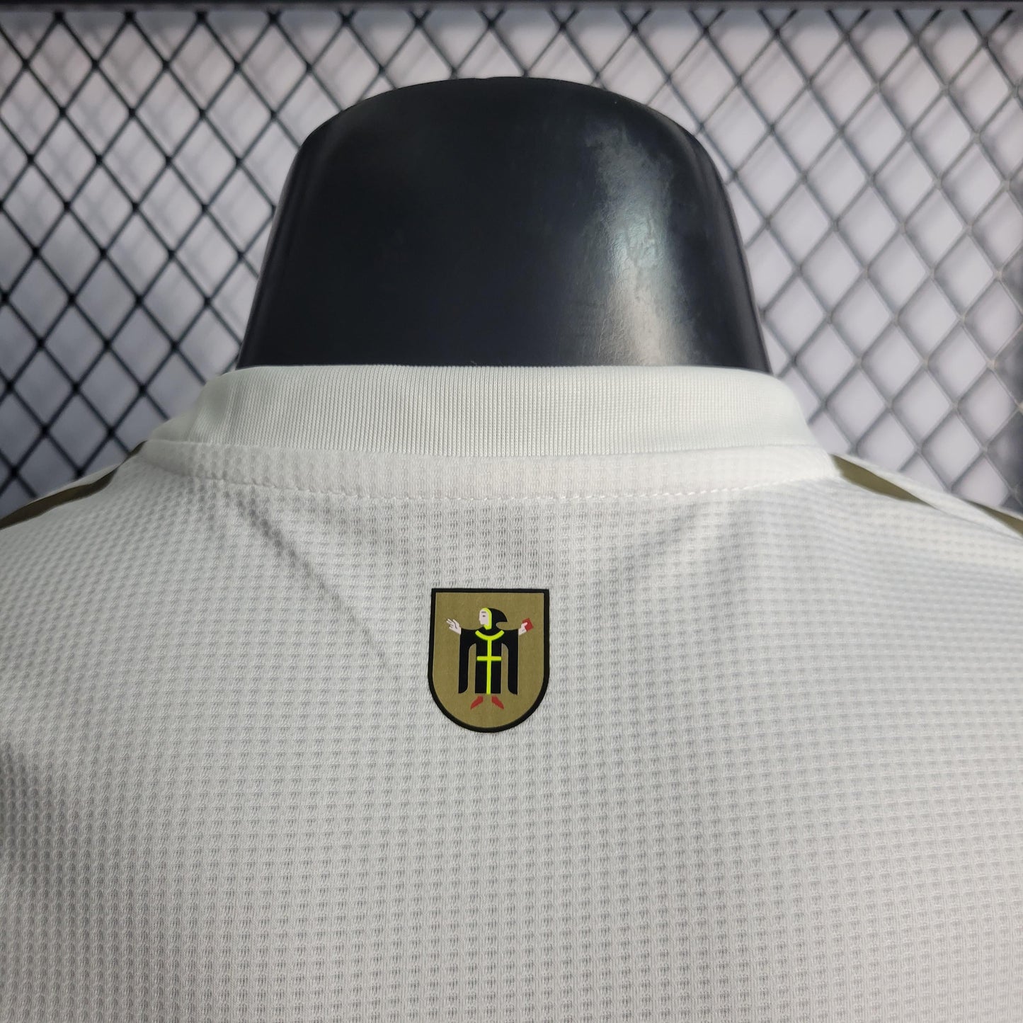 Camisola 23/24 Bayern Munique Secundária