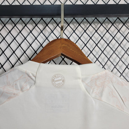 Camisola 23/24 Bayern Munique Terceira