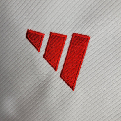 Camisola 23/24 Bayern Munique Principal