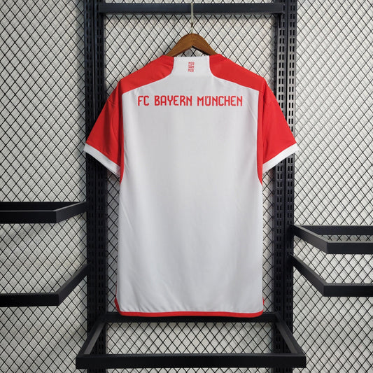 Camisola 23/24 Bayern Munique Principal
