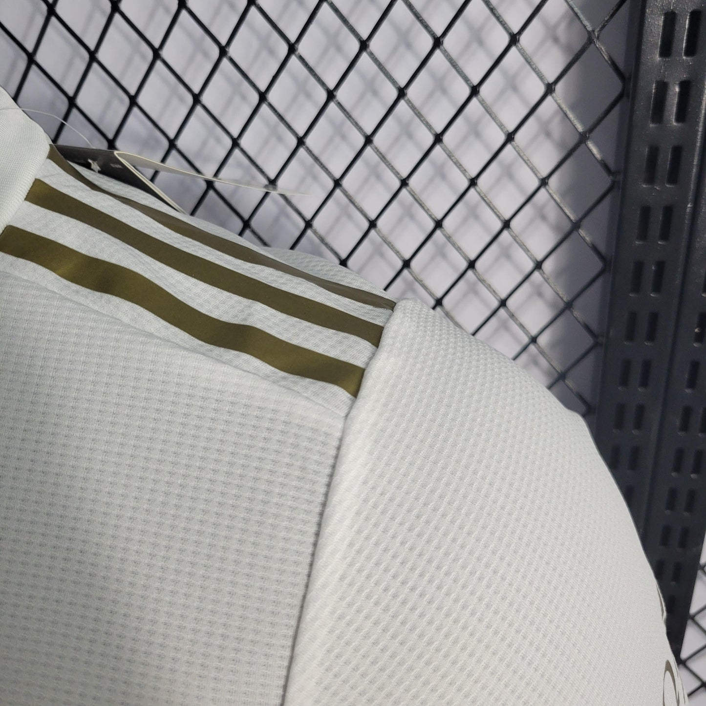 Camisola 23/24 Bayern Munique Secundária