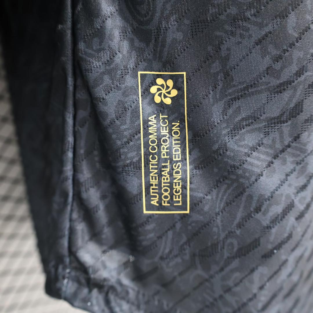 Maillot spécial Cristiano Ronaldo - Comma Football