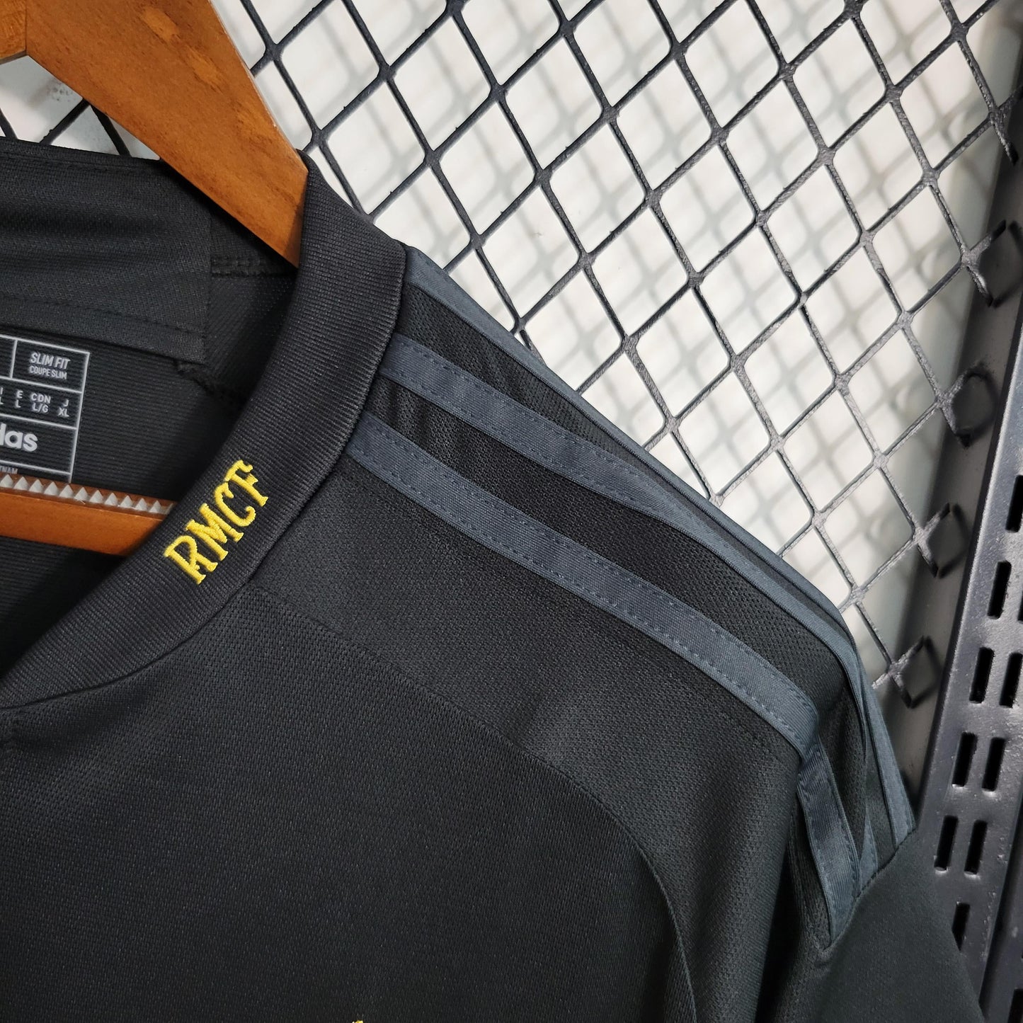 Camisola 23/24 Real Madrid 2 Away