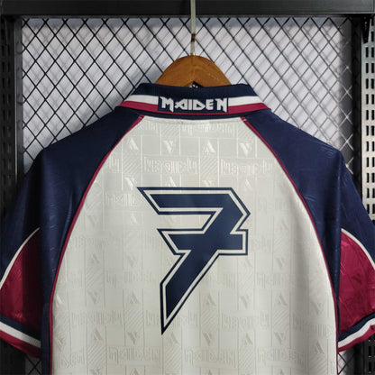 Maillot rétro 1999 West Ham Iron Maiden Away Edition