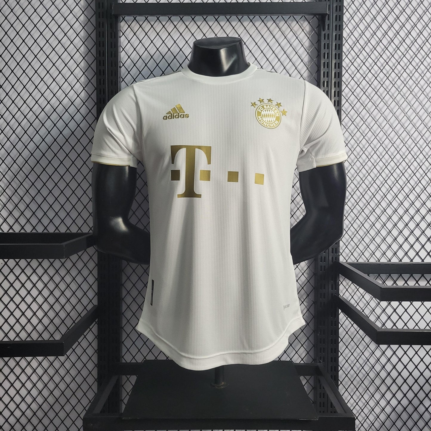 Camisola 23/24 Bayern Munique Secundária