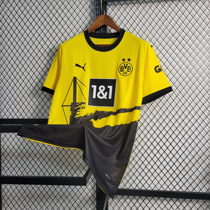 Maillot domicile Dortmund 23/24